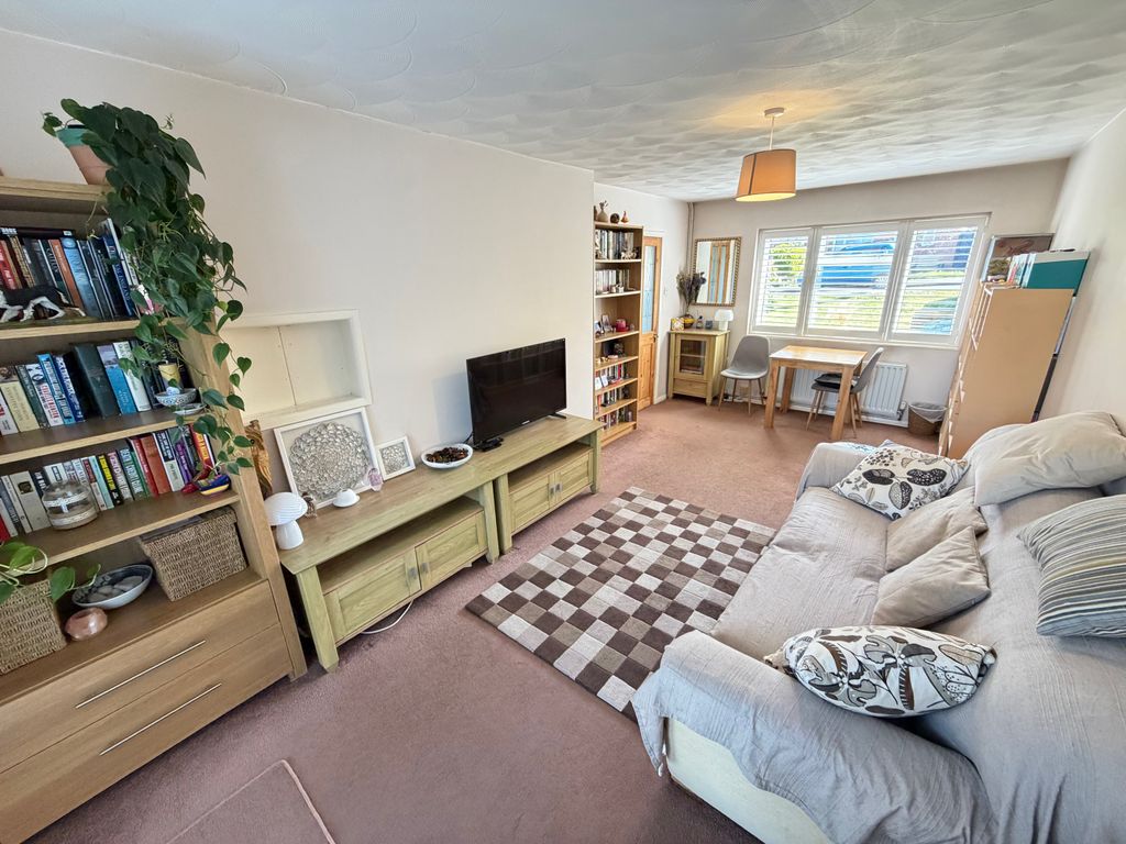 Property photo 2 of 10 Img_5121