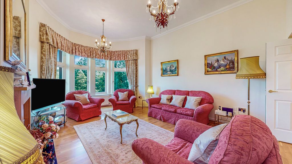 Property photo 3 of 29 35-Print-9 Laurel Way_33