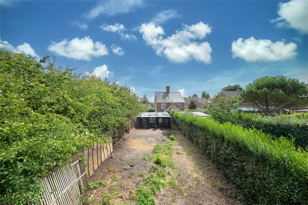 Property photo 2 of 14 Picture No. 01