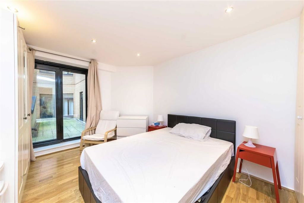 Property photo 3 of 4