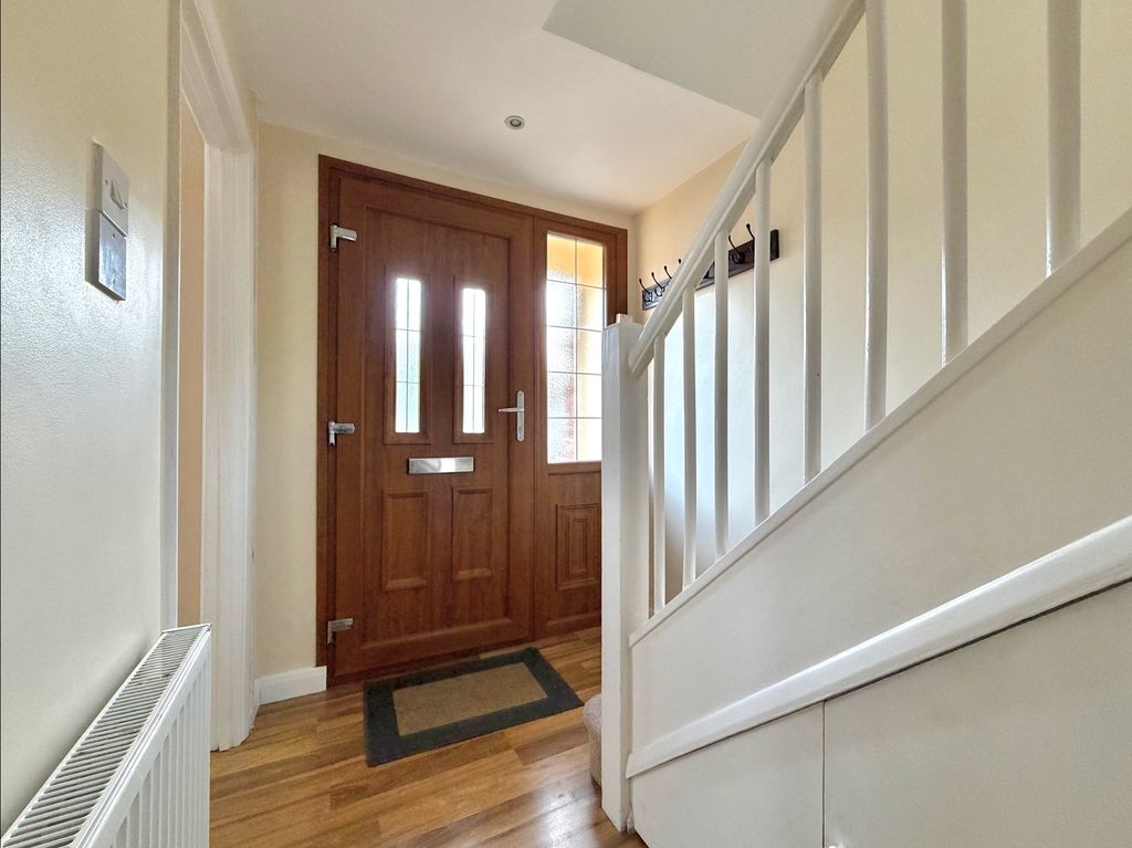 Property photo 2 of 19 Entrance Hallway