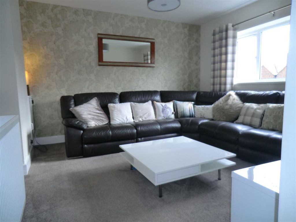 Property photo 2 of 16 Cimg1415.Jpg