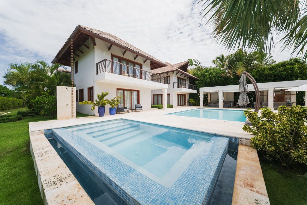 Property photo 3 of 20