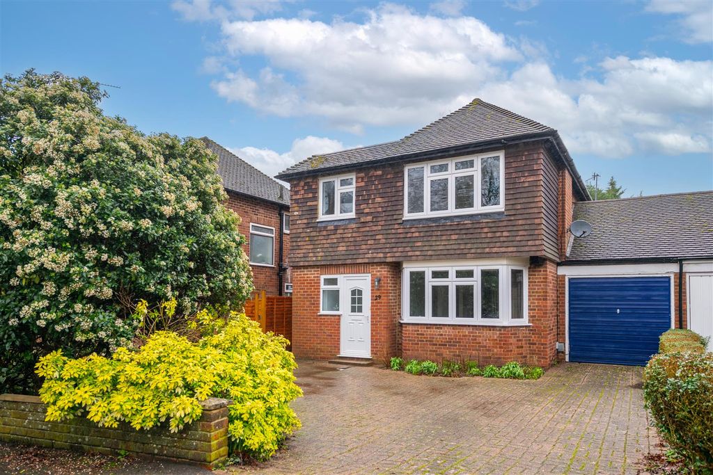 Property photo 1 of 24