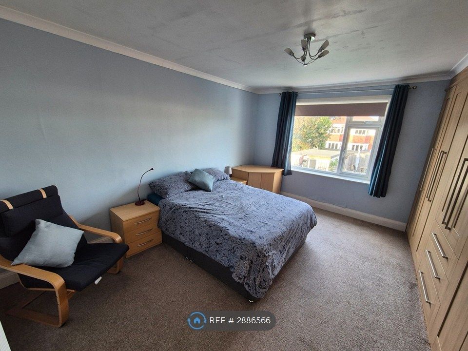 Property photo 3 of 8