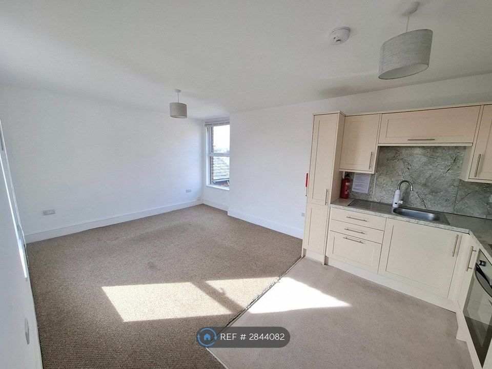 Property photo 3 of 3