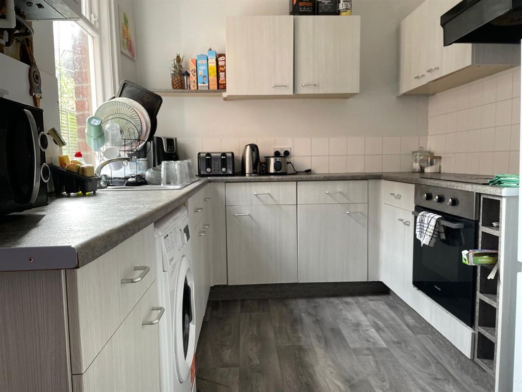 Property photo 3 of 20 Photo-2025-10-13-14-02-11.Jpg