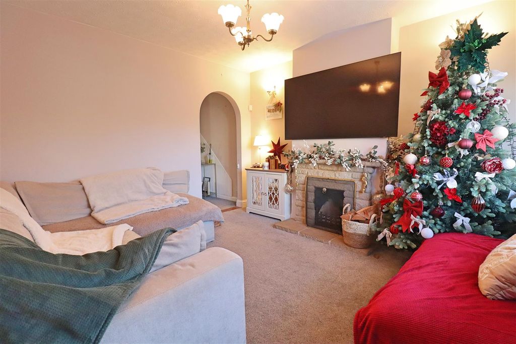 Property photo 2 of 12 Img_1611.Jpg