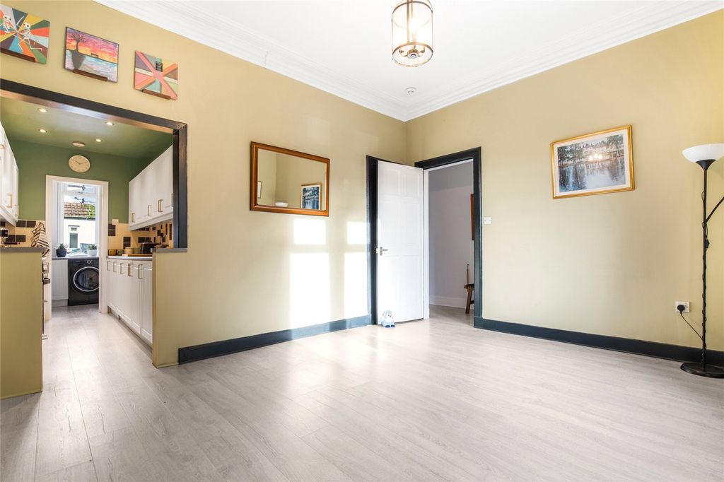 Property photo 3 of 26 Picture No. 22