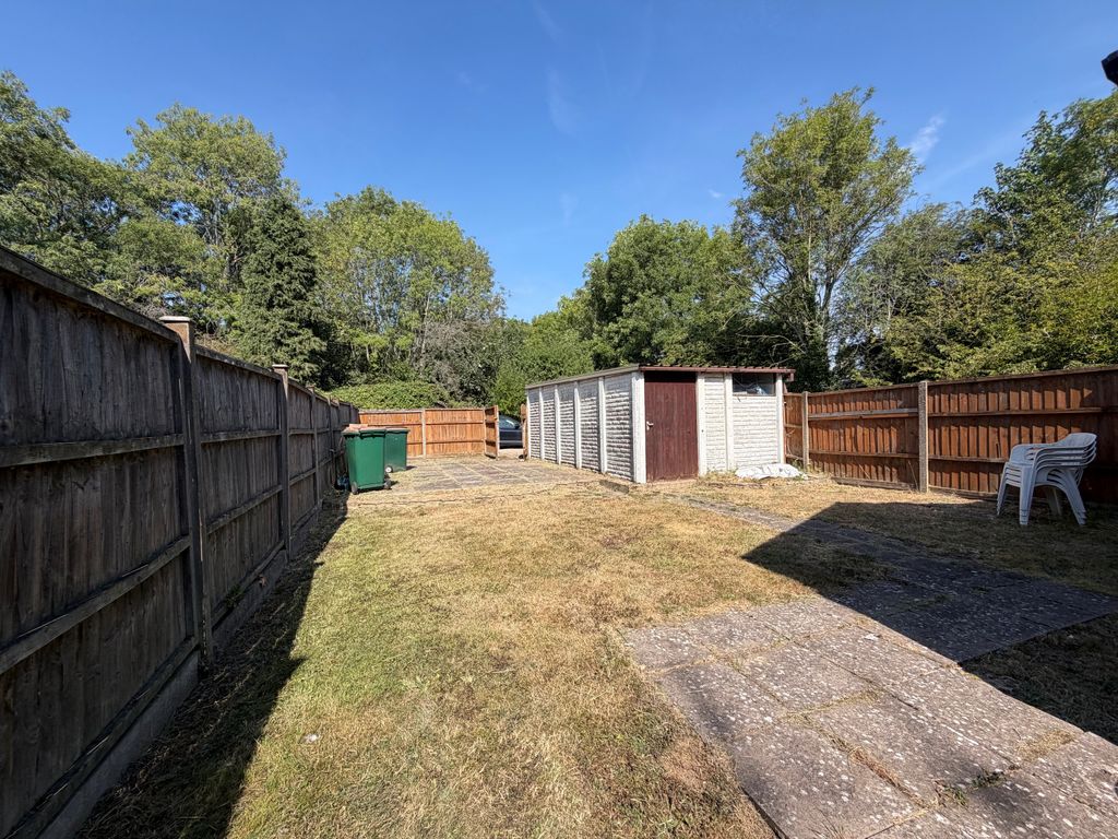 Property photo 2 of 5