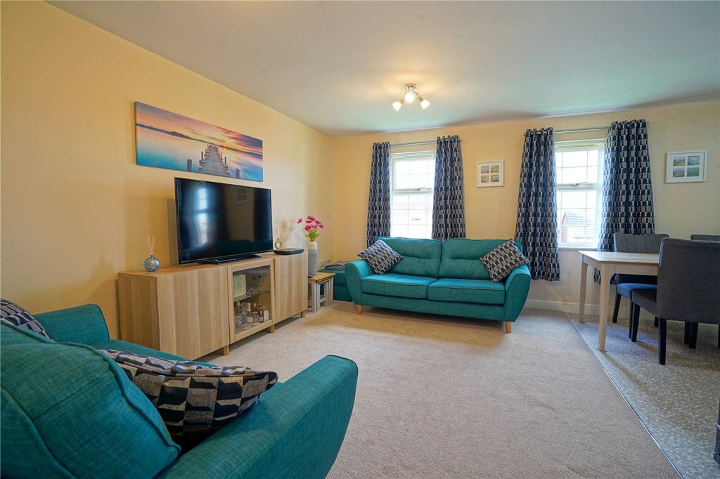 Property photo 2 of 8 Picture No. 07