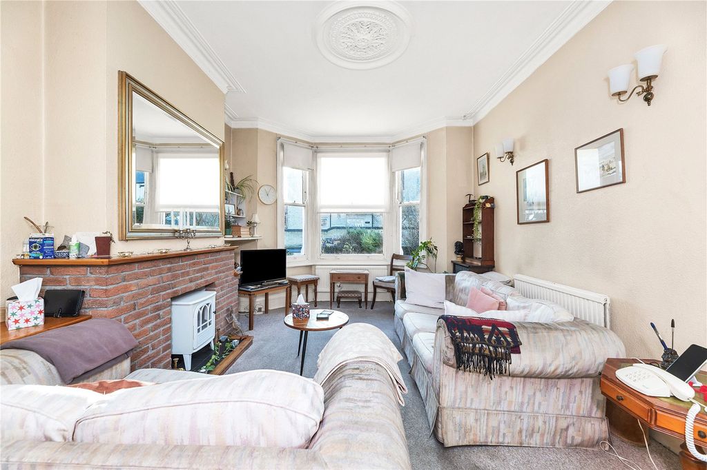 Property photo 2 of 12 Picture No. 04