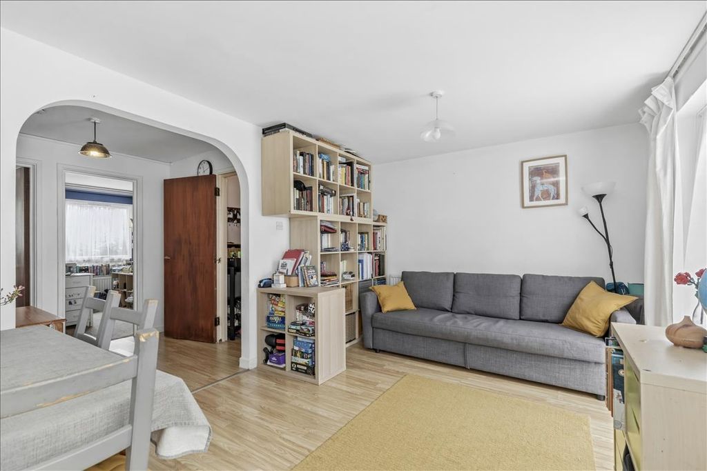 Property photo 3 of 13