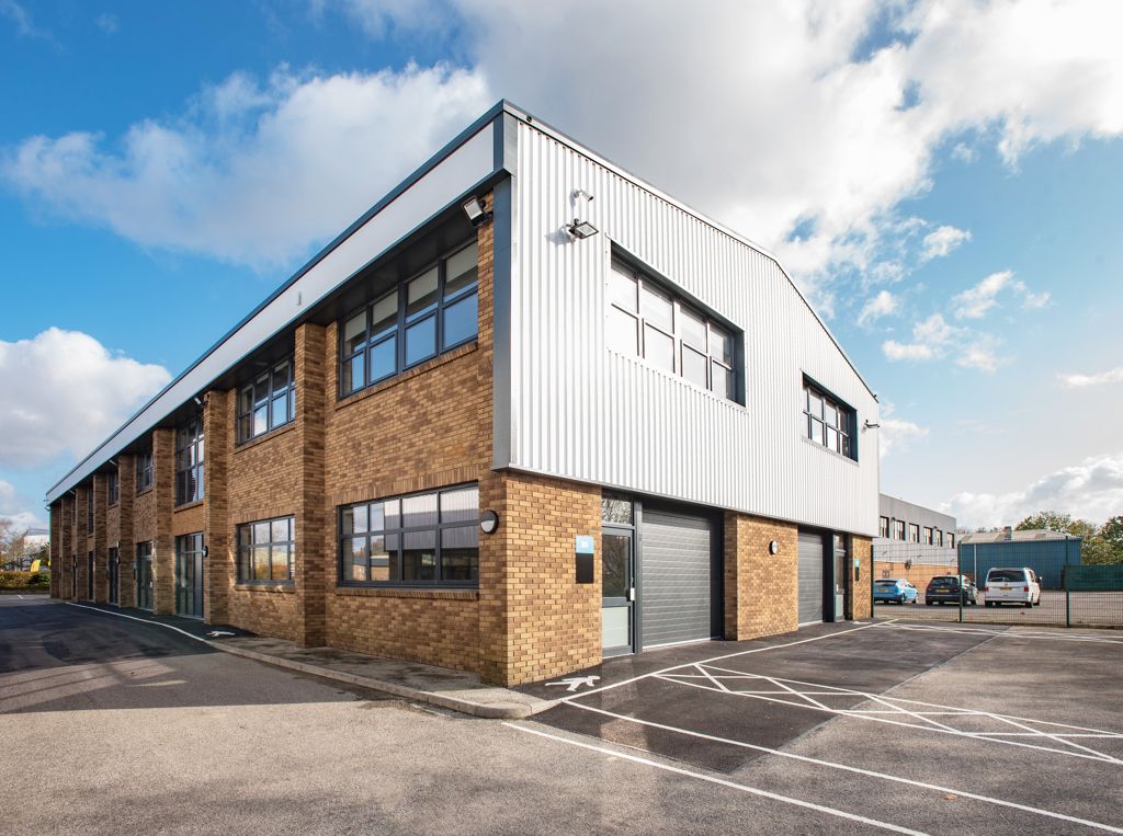 Property photo 1 of 5 Photo 4