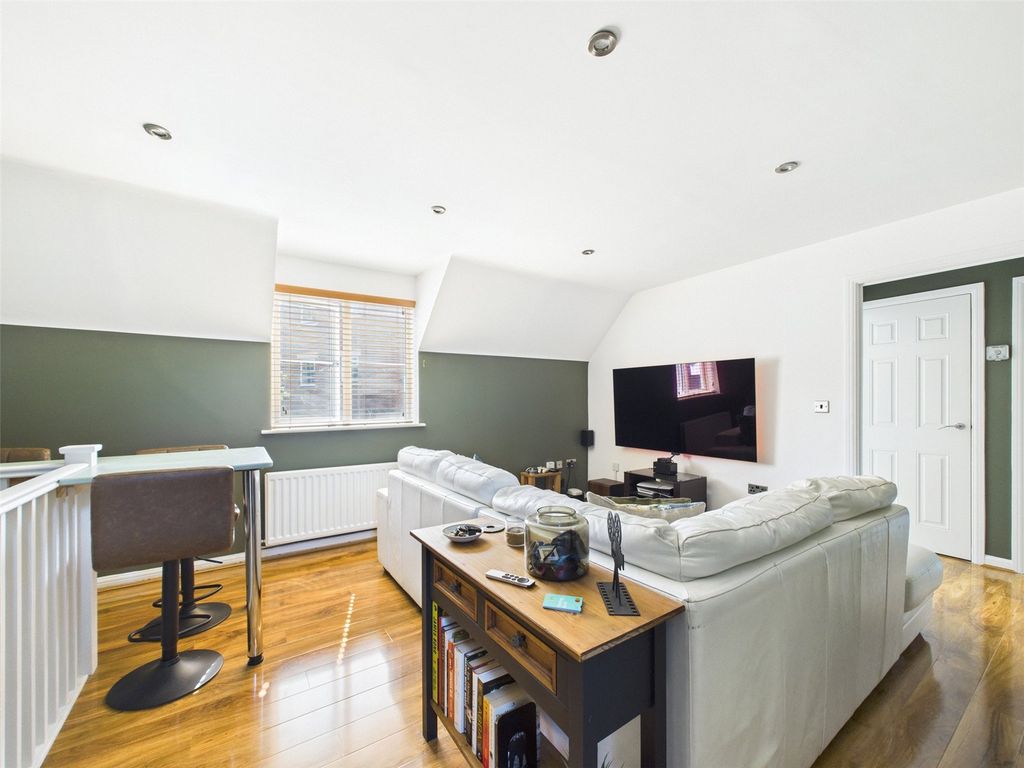 Property photo 2 of 15 Picture No. 02