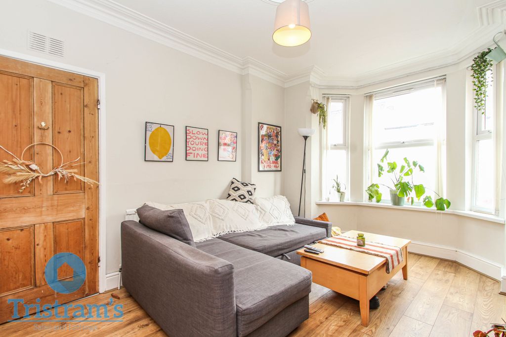 Property photo 3 of 21 Img_3991