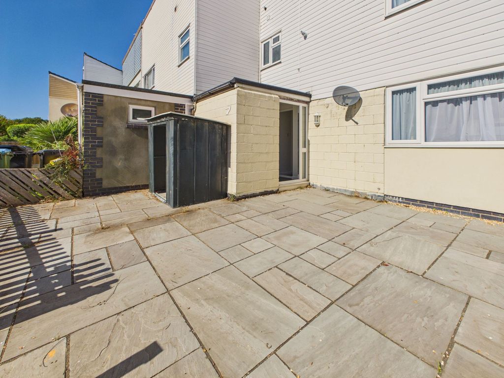 Property photo 1 of 12 Front
