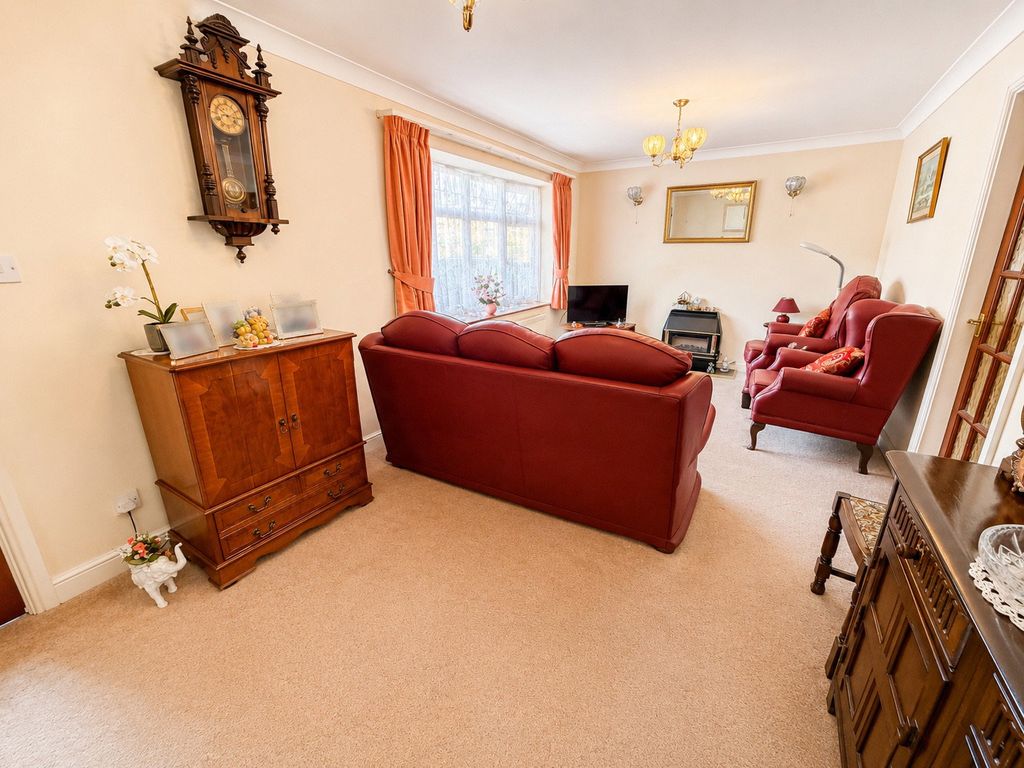 Property photo 3 of 15