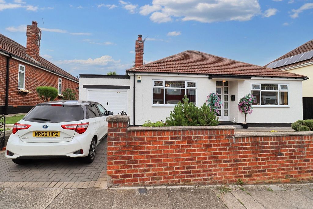 Property photo 1 of 23