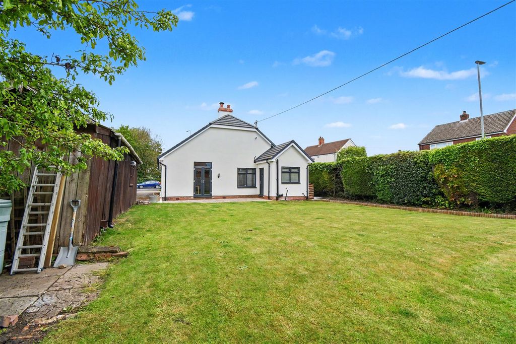 Property photo 3 of 26
