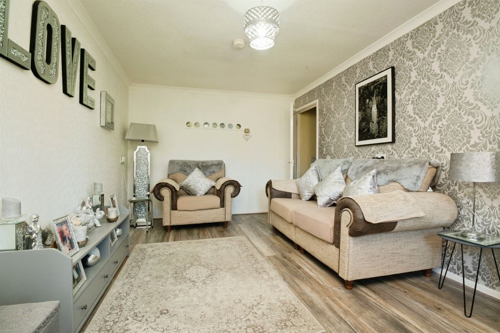 Property photo 3 of 15