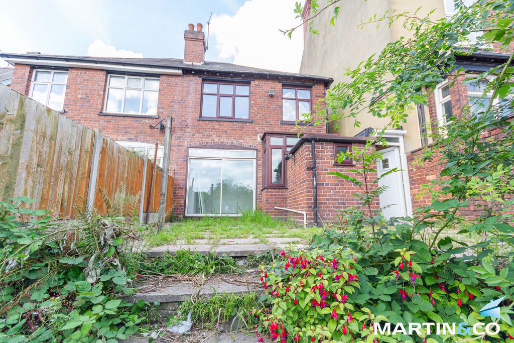 Property photo 1 of 5
