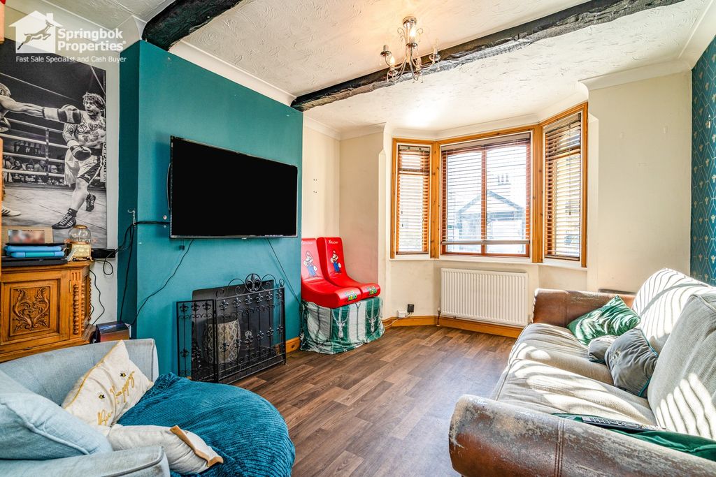 Property photo 2 of 19 Image 1