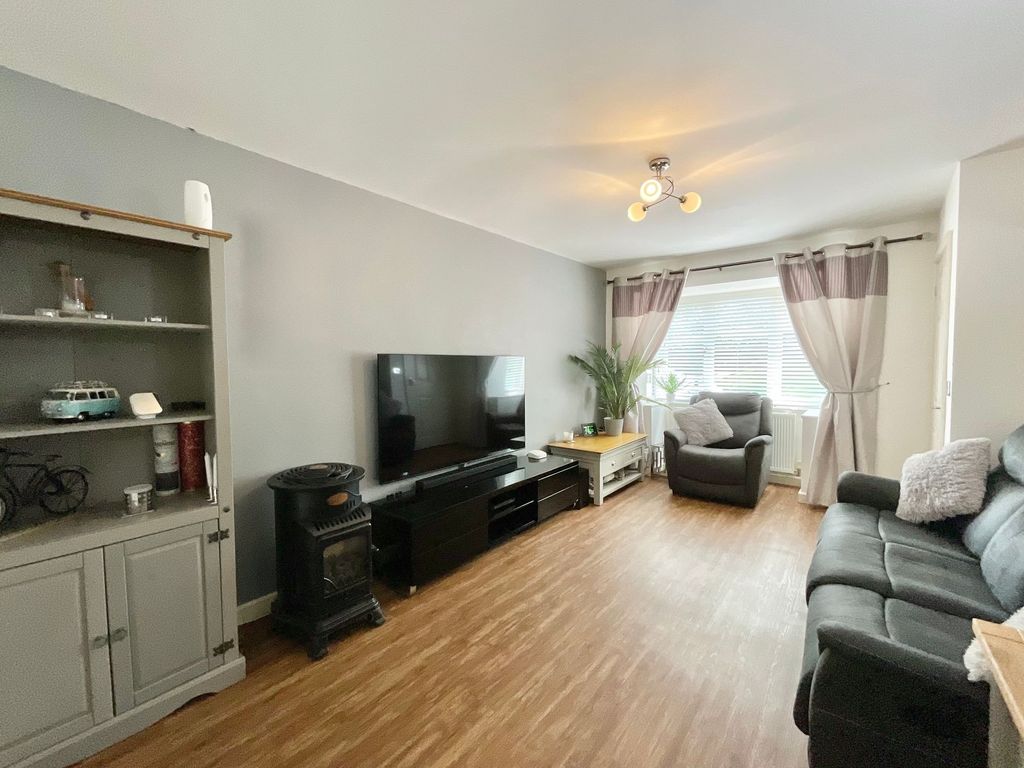 Property photo 3 of 22