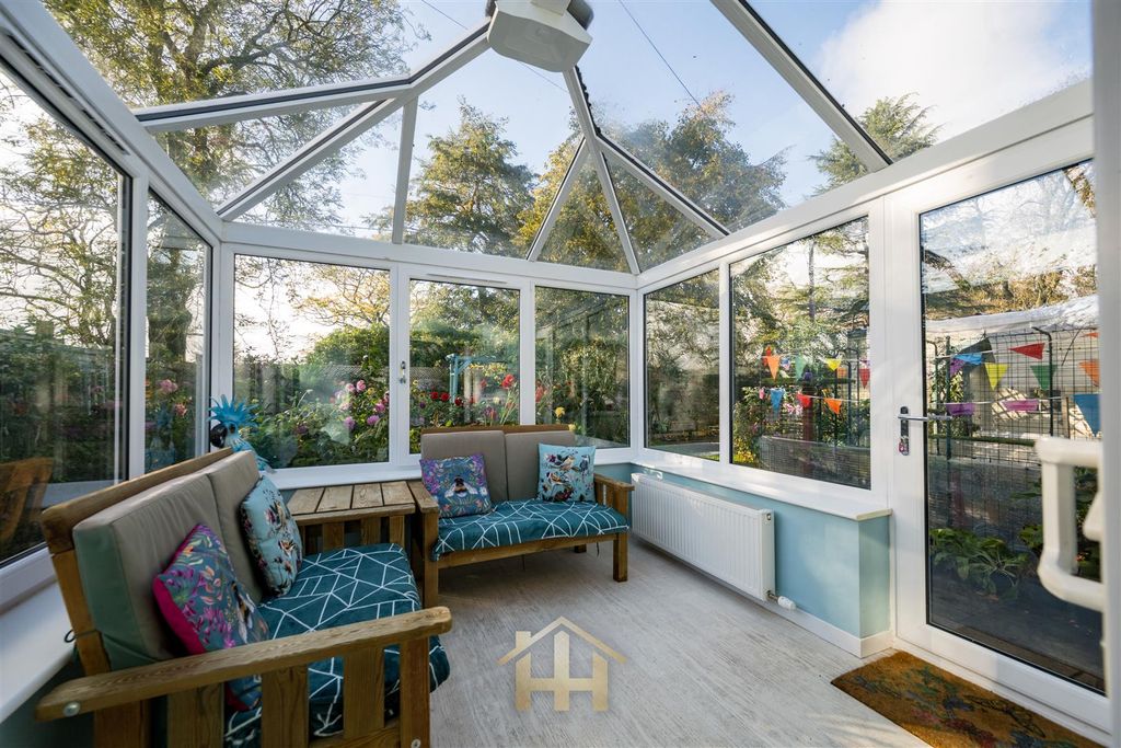 Property photo 2 of 20 Z92_4524.Jpg