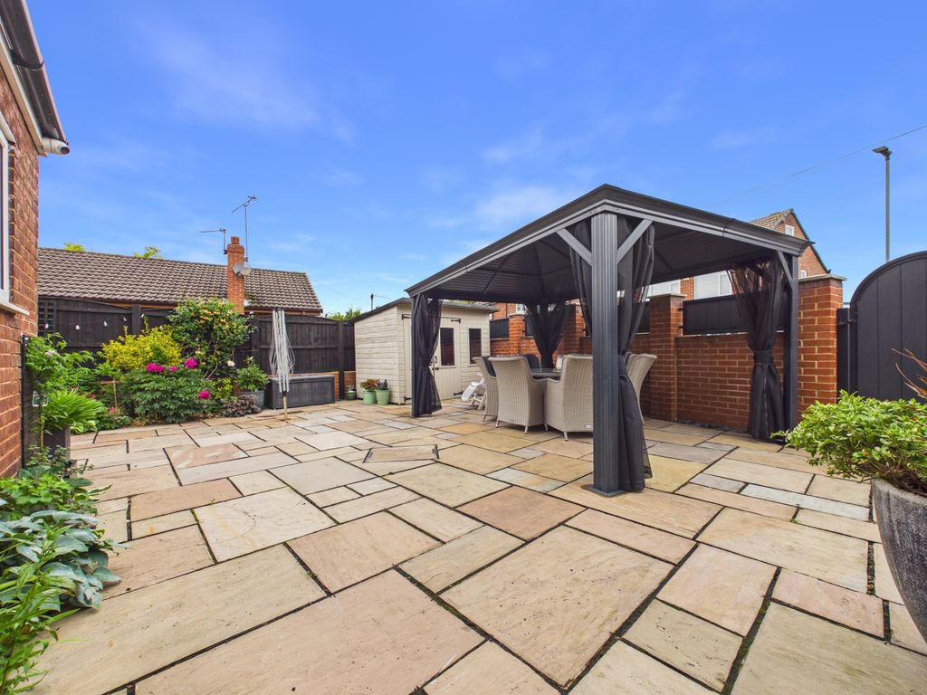 Property photo 2 of 25 2- Ryan Clarke Ewemove Pontefract