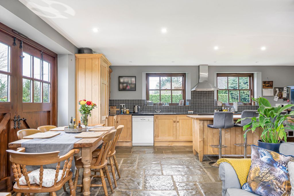 Additional image 11 of 4 bed barn conversion for saleSt Patricks Lane, Liss, Hampshire GU33