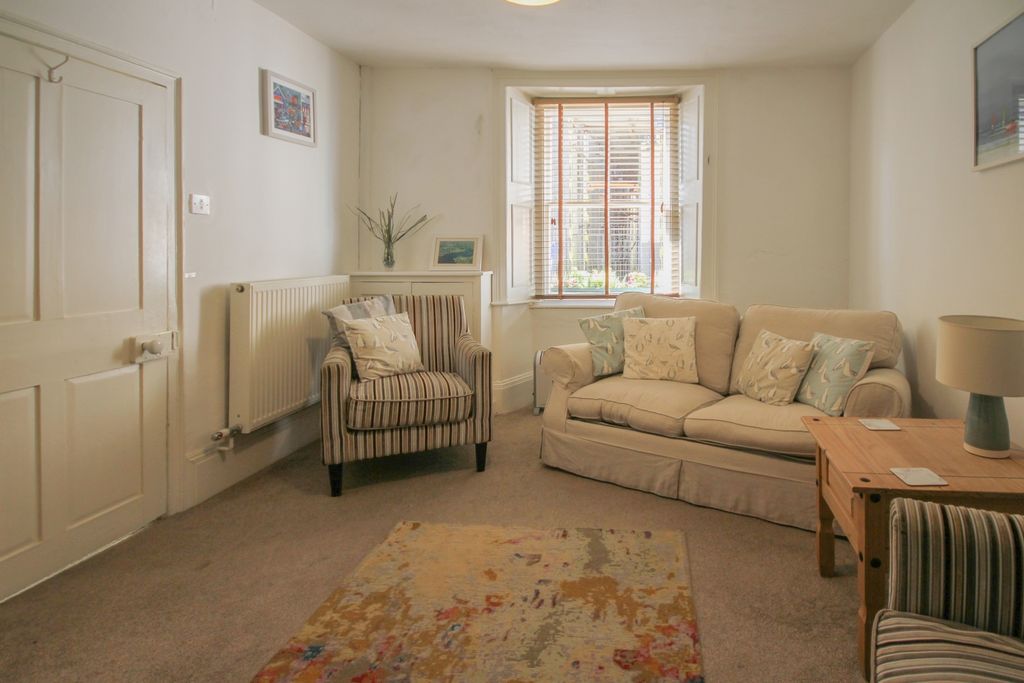 Property photo 3 of 18 Tps 01726 217 888-32