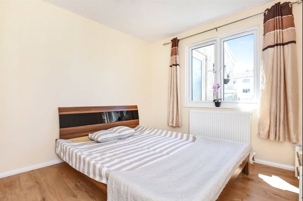 Property photo 3 of 9 3