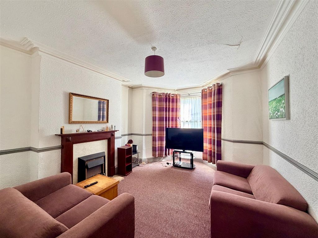 Property photo 3 of 8 Img_2872.Jpeg