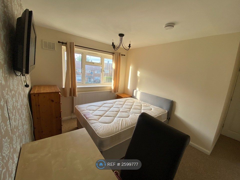 Property photo 2 of 12 Doube Room £750