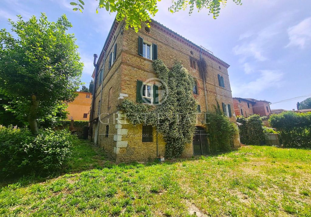 Property photo 1 of 44