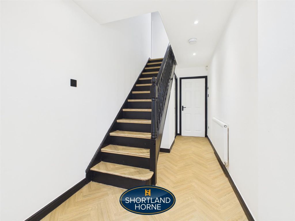 Property photo 3 of 34 Hallway
