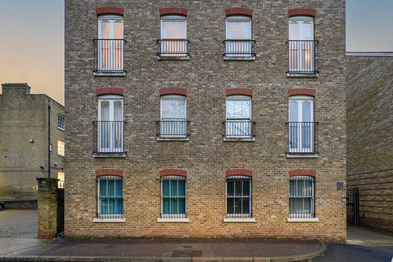 Property photo 2 of 20 Photo 2