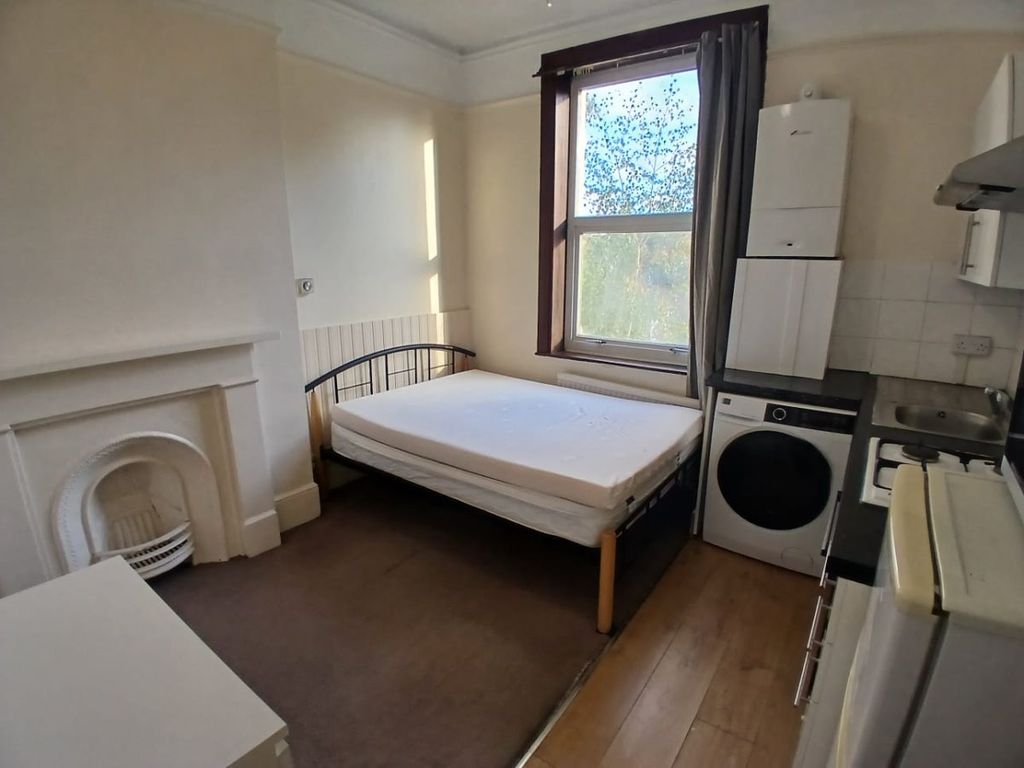 Property photo 2 of 5