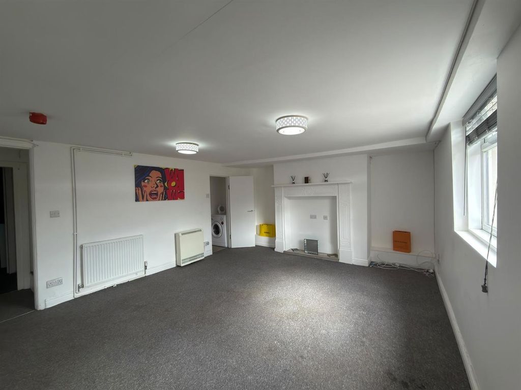 Property photo 2 of 12 108 A 11.Jpg