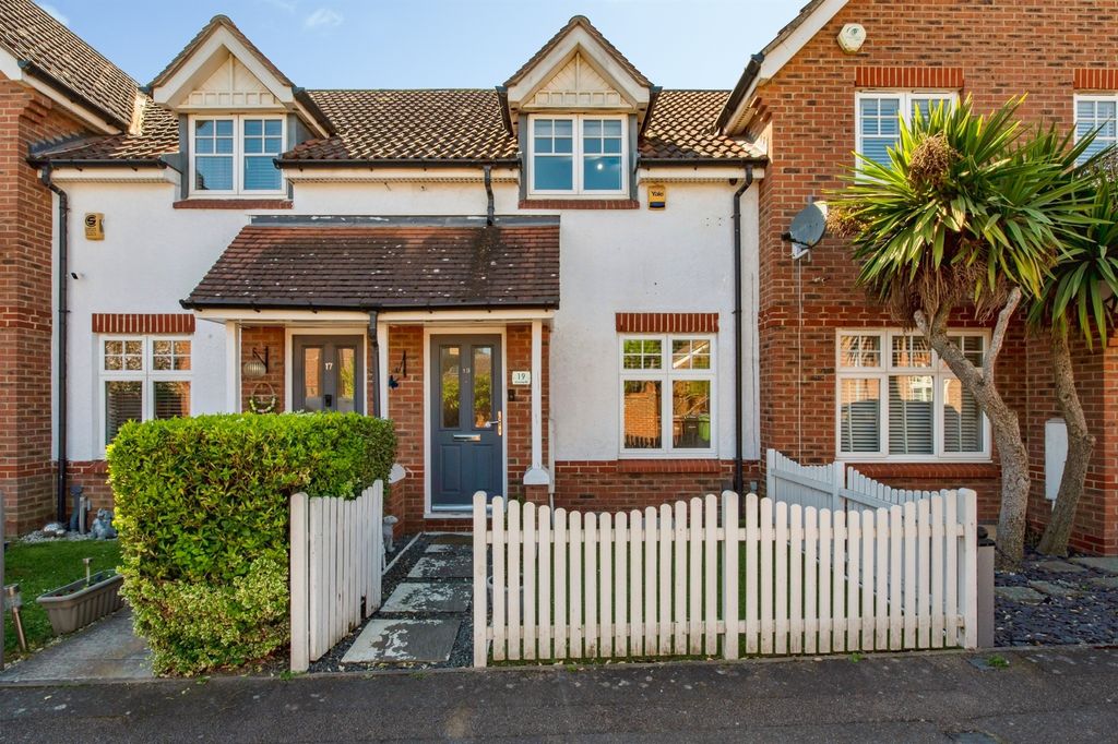 Property photo 1 of 16