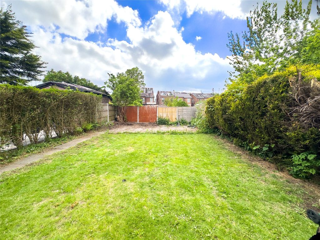 Property photo 2 of 22 Picture No. 11
