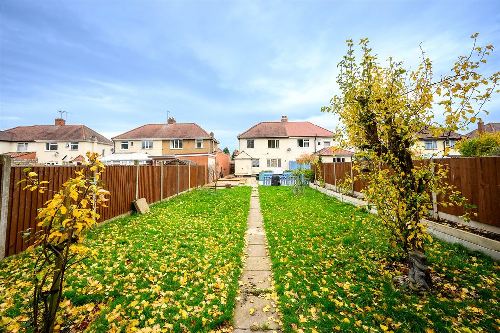 Property photo 2 of 28 Picture No. 10