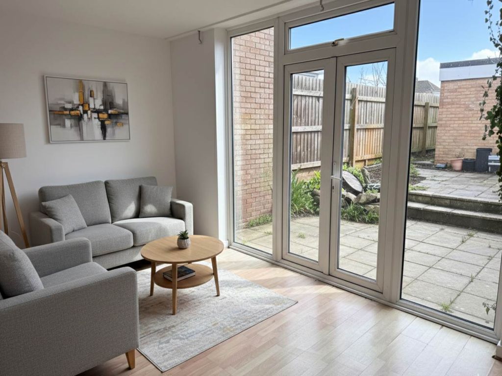 Property photo 2 of 7 Lounge