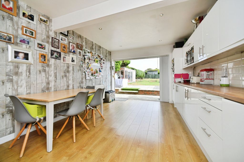 Additional image 6 of 4 bed semi-detached bungalow for saleThe Promenade, Peacehaven BN10
