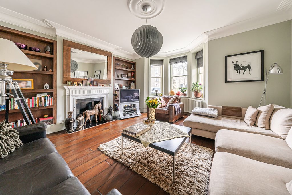 Property photo 1 of 17