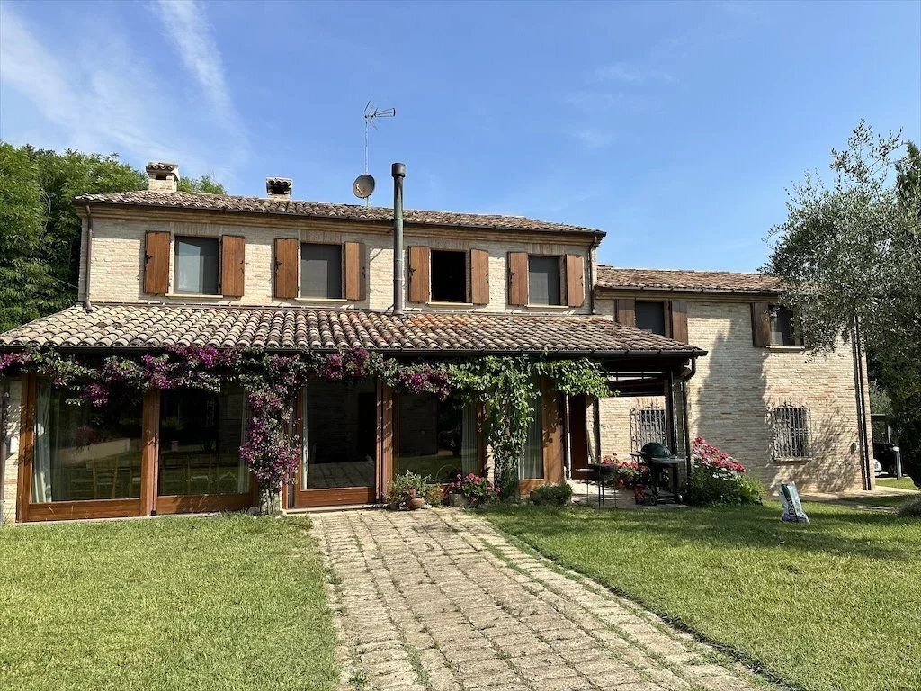 Property photo 3 of 30 <Alttext/>