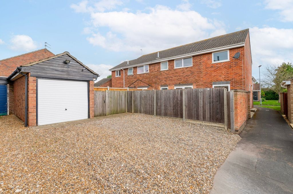 Property photo 1 of 25