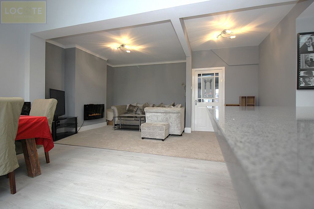 Property photo 3 of 32 Img_2038.Jpg