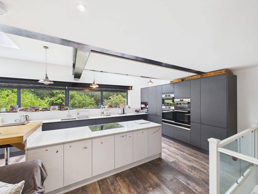 Property photo 2 of 17 Gallery